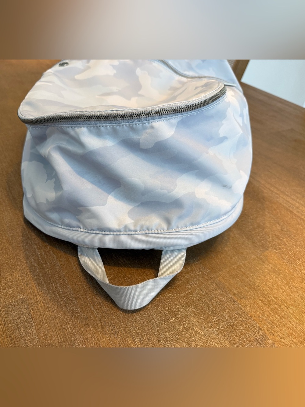 Lulelemon City Adventurer Backpack Light Grey Camo - Picture 5 of 8
